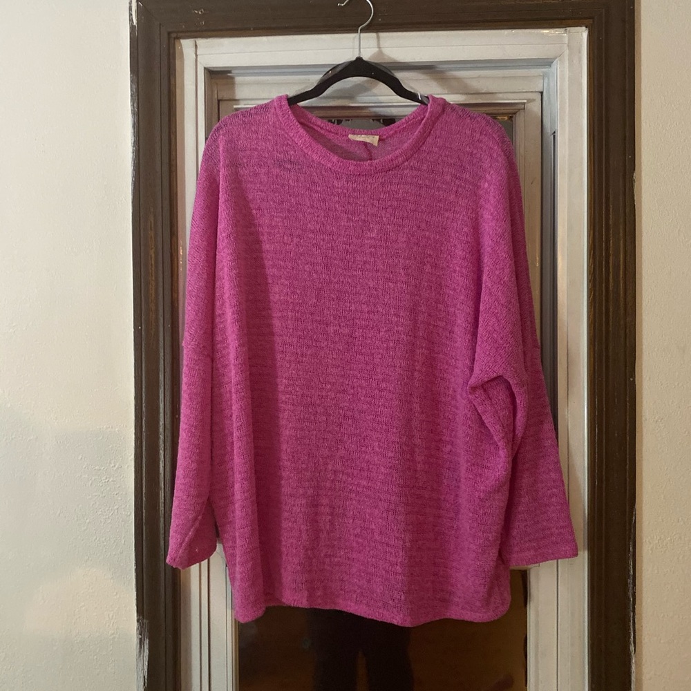 Lightweight sweater